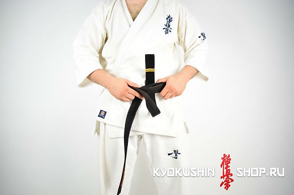 рис 3 Как завязать пояс Киокушинкай шаг 2